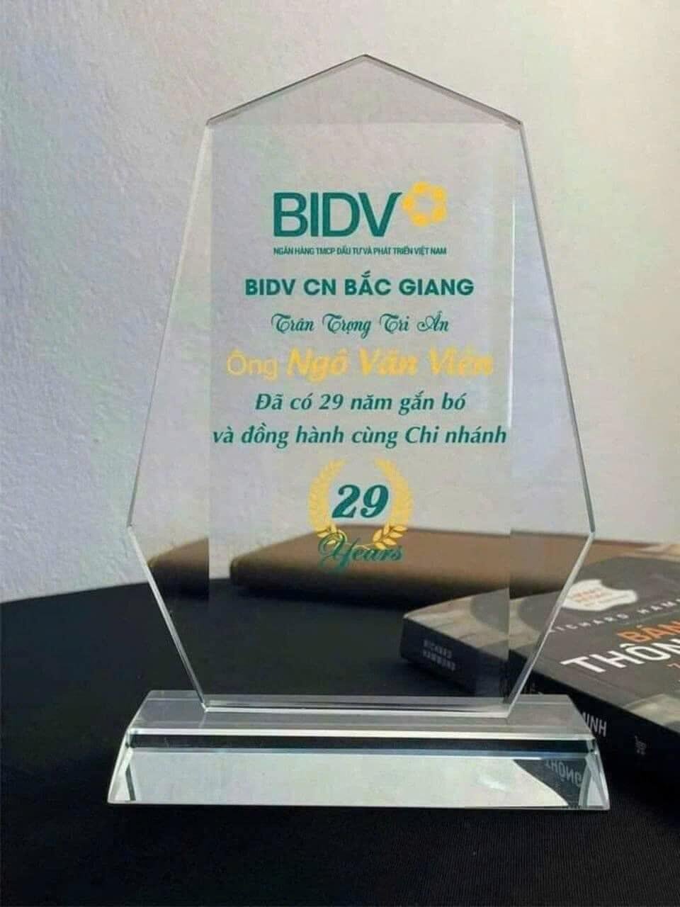 quà cuối năm cho nhân viên